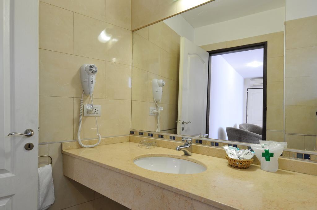 Los Sauces Hotel & Spa Villa Carlos Paz Exterior photo